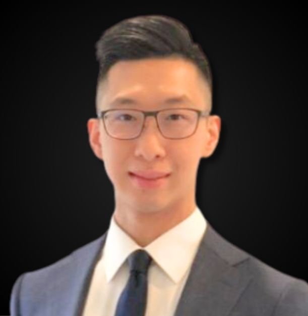 Mississauga Chiropractor - Dr. Derek Wong - Curezone Physiotherapy